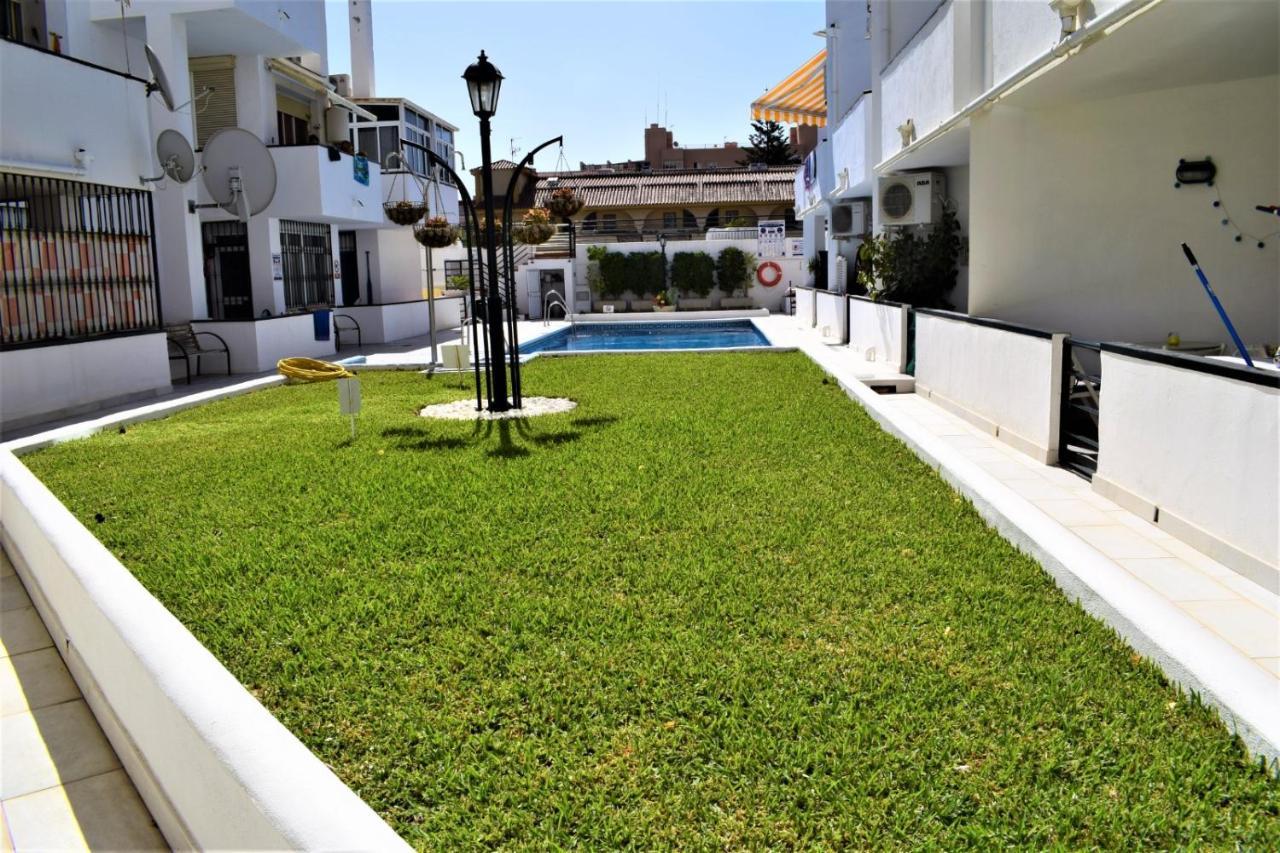 Oasis Torremolinos Apartment ภายนอก รูปภาพ