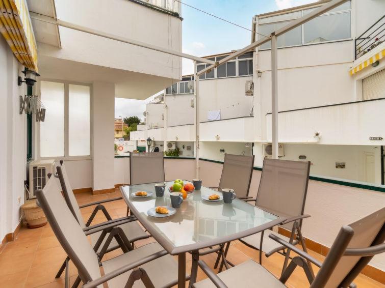 Oasis Torremolinos Apartment ภายนอก รูปภาพ